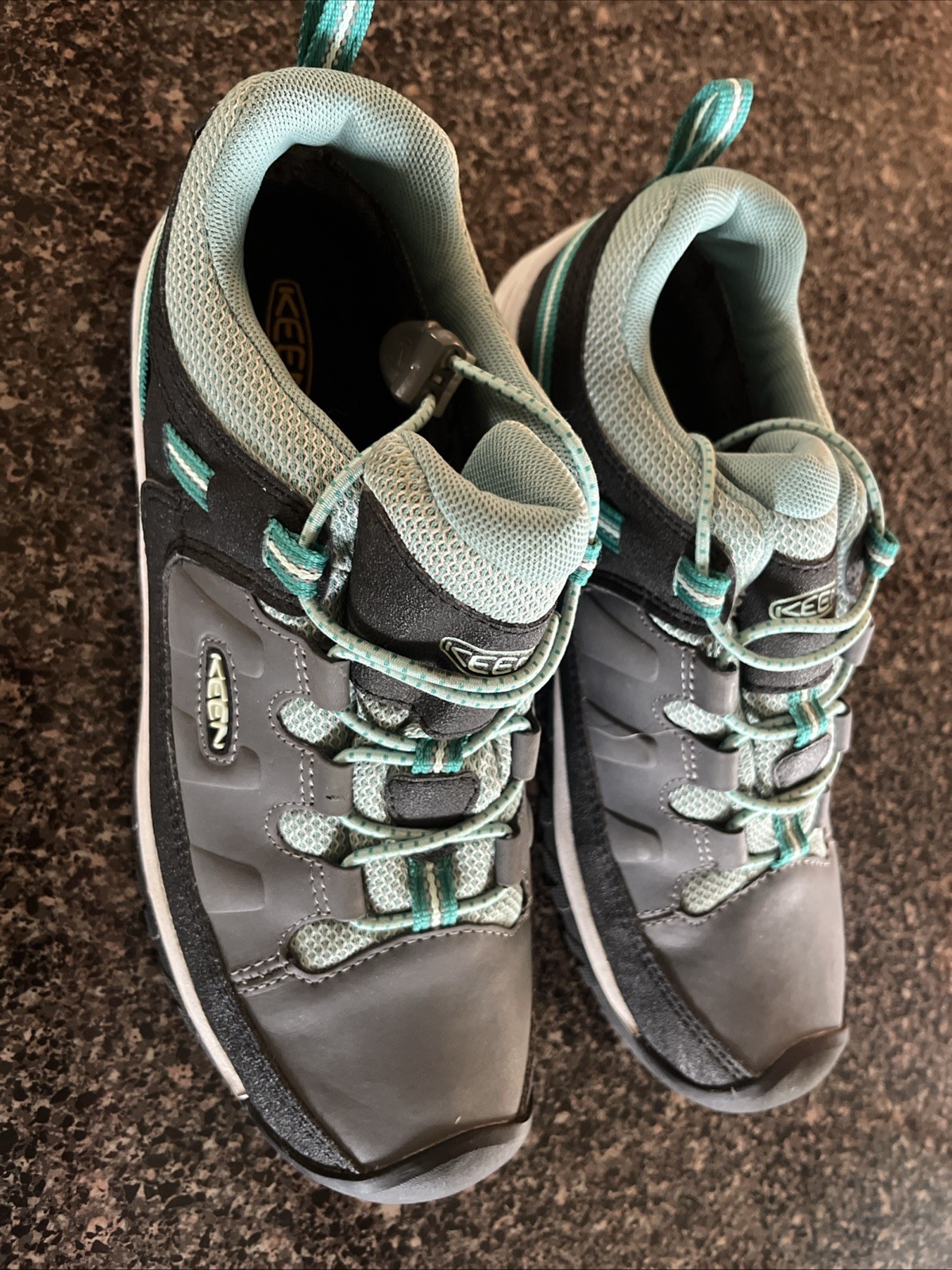 Scarpe da trekking Keen taglia 6