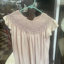 Ladies short sleeve top