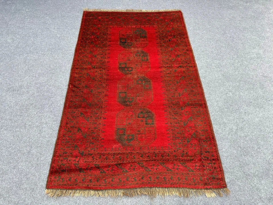 Alfombra Ersari afgana vintage 4x7 - Alfombra de lana roja profunda con motivos octogonales Gul. Foto 2 de 4