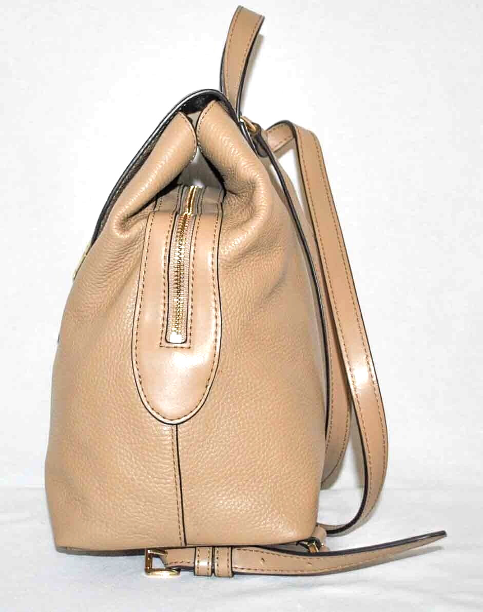 Michael Kors Medium Raven Leather Backpack Beige 3… Gem