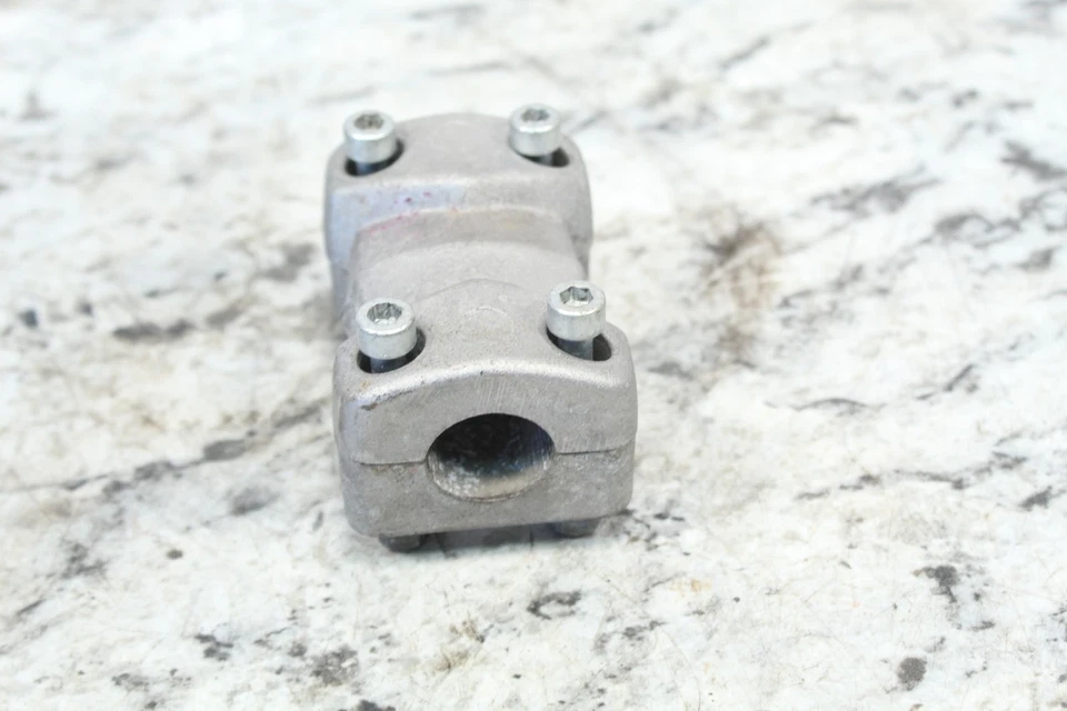 Polaris Indy 550 Voyager 2015 abrazaderas de manillar barra 5631729 Foto 3 de 4