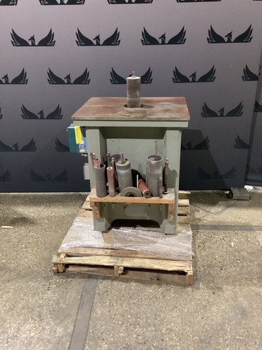 STATE T-5 BELT SANDER USED