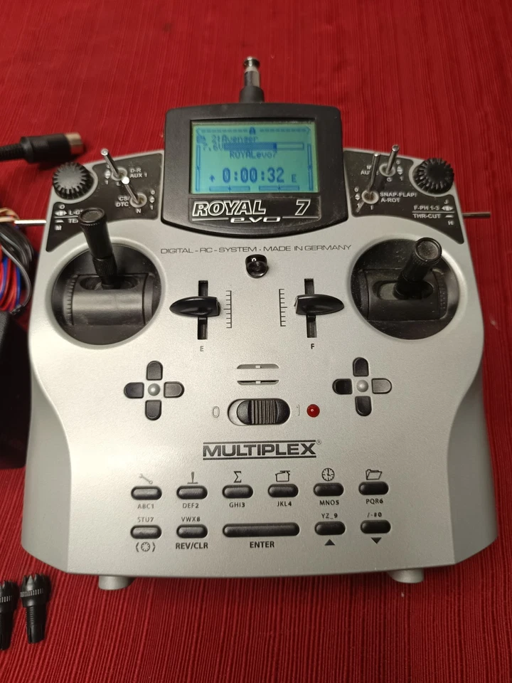 Multiplex Royal Evo 7 HFMS-72 Digital RC System Transmitter W/ Charger UNTESTED - Image 4 of 4