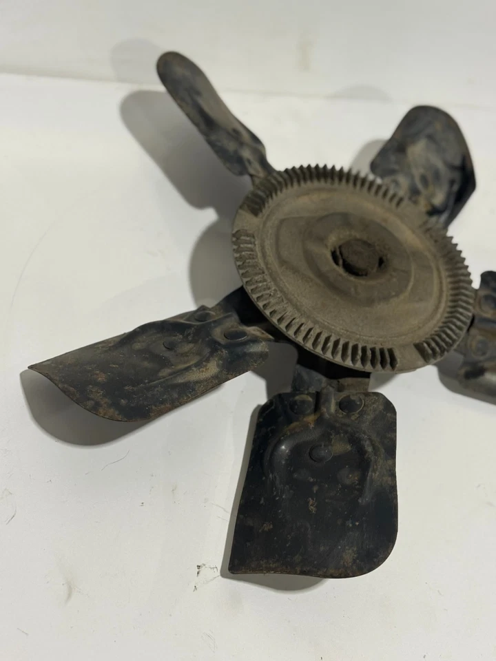 1993 GMC CHEVY C/K 1500 2500 3500 305 V8 ENGINE COOLING RADIATOR RAD FAN BLADES - Image 4 of 4