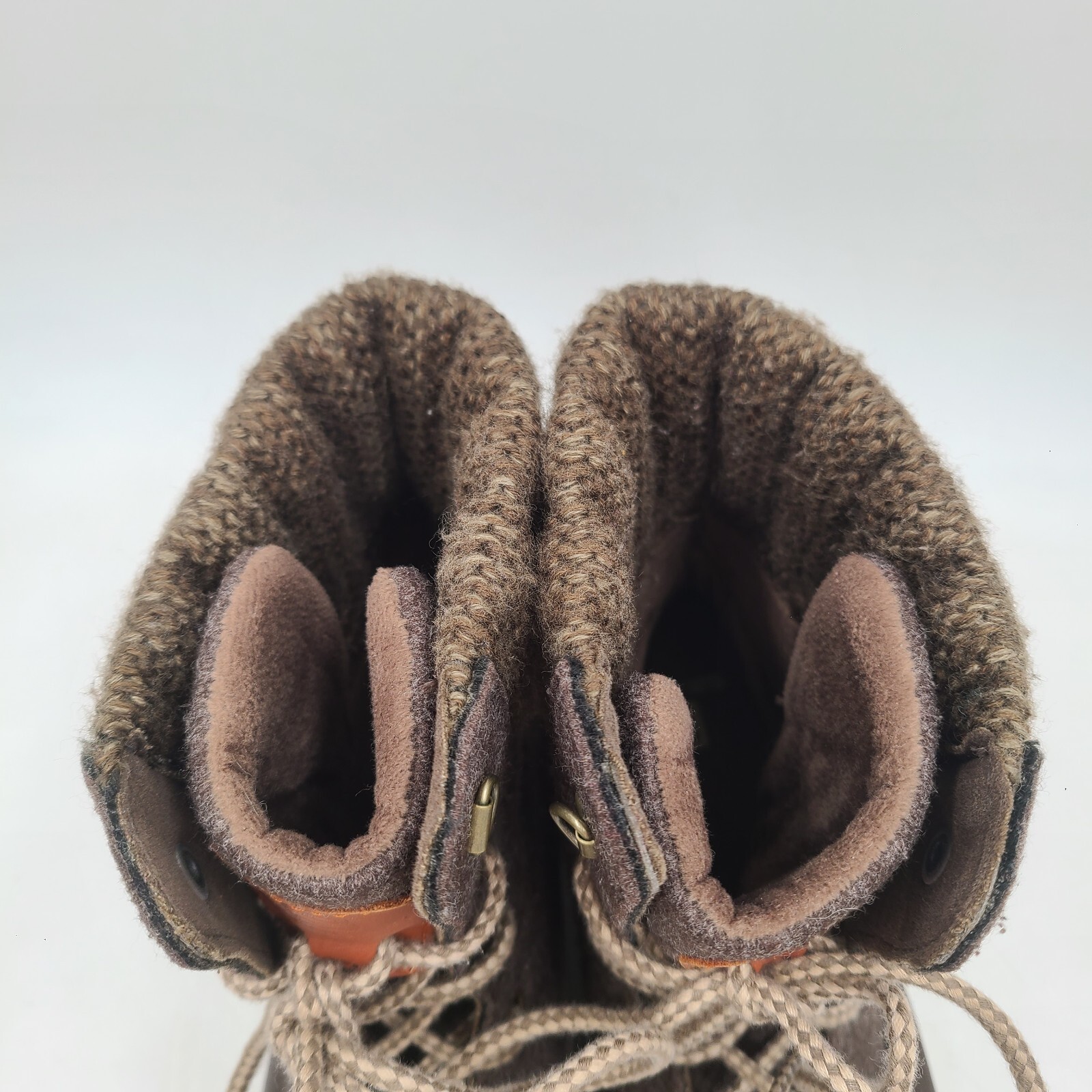 Stivali invernali alti Salomon donna Hime taglia 8 marroni isolati contagrip stivali da neve