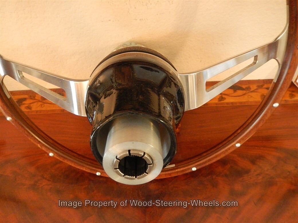 Aston Martin DBS Wood Steering Wheel Vintage 1967 1972 Hub/Boss Original NEW NOS