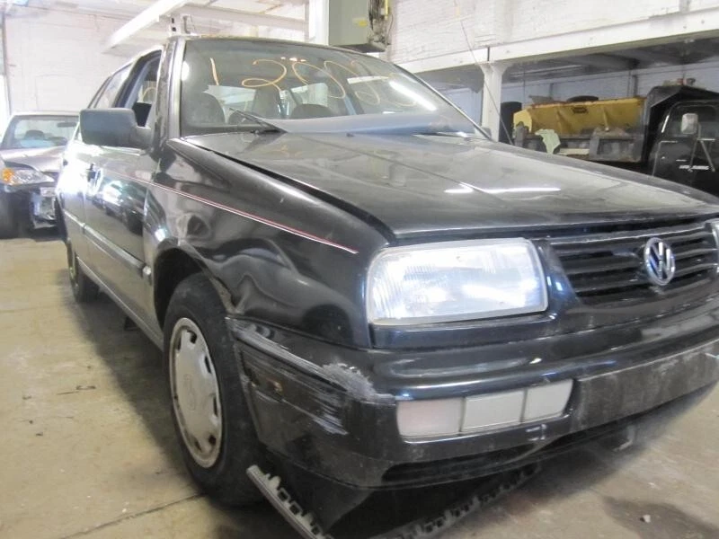 Used Engine Oil Pan fits: 1997 Volkswagen Jetta 4 cylinder Grade A Foto 3 de 4