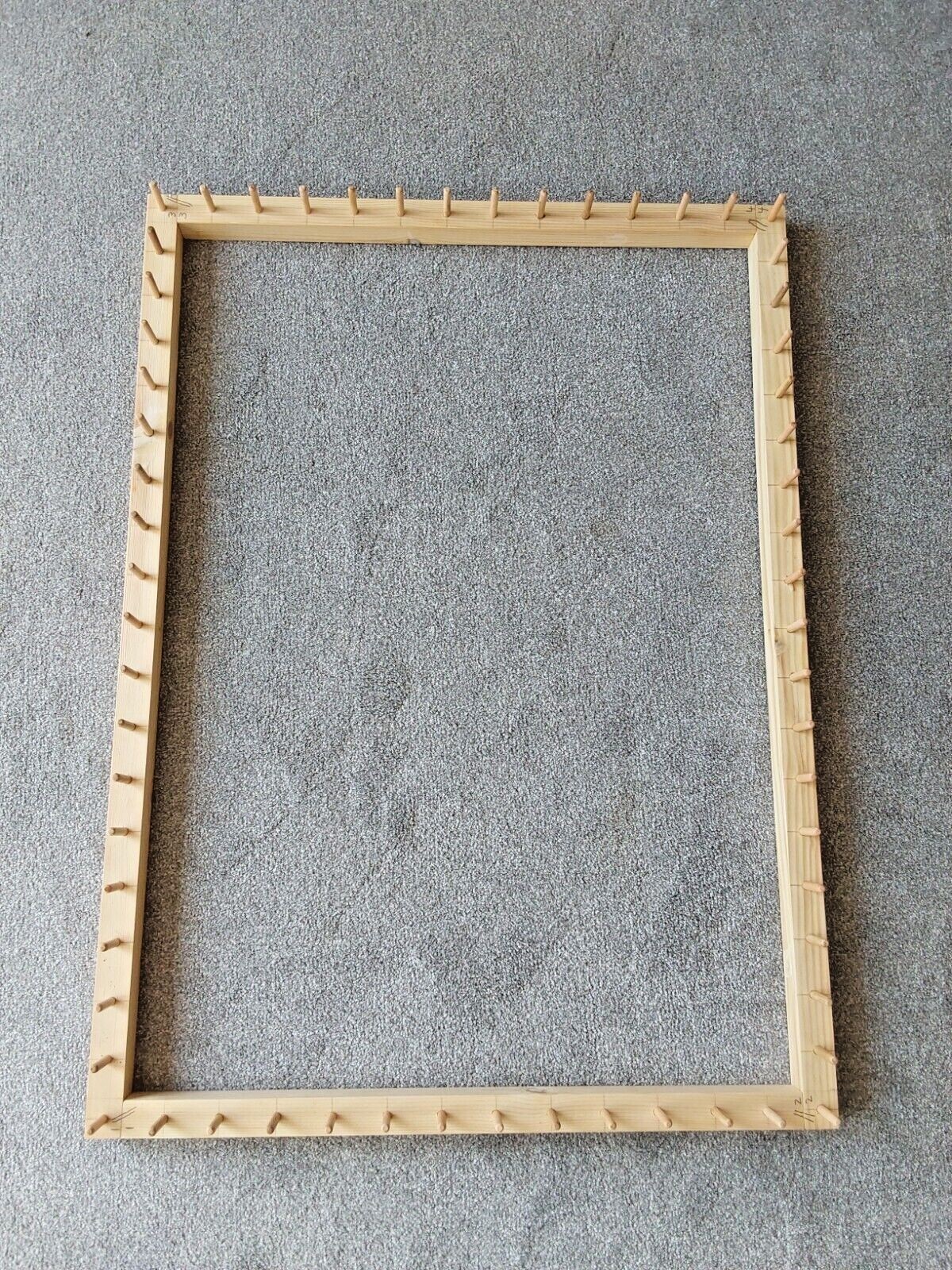 FRAME/LOOM TO MAKE POM POM BLANKETS WITH DOWELS eBay