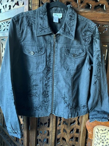 Ladies denim jacket.\