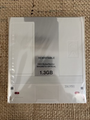 New & Sealed Rewritable Magneto Optical Disk 5.25 1.3 GB 102 Bytes