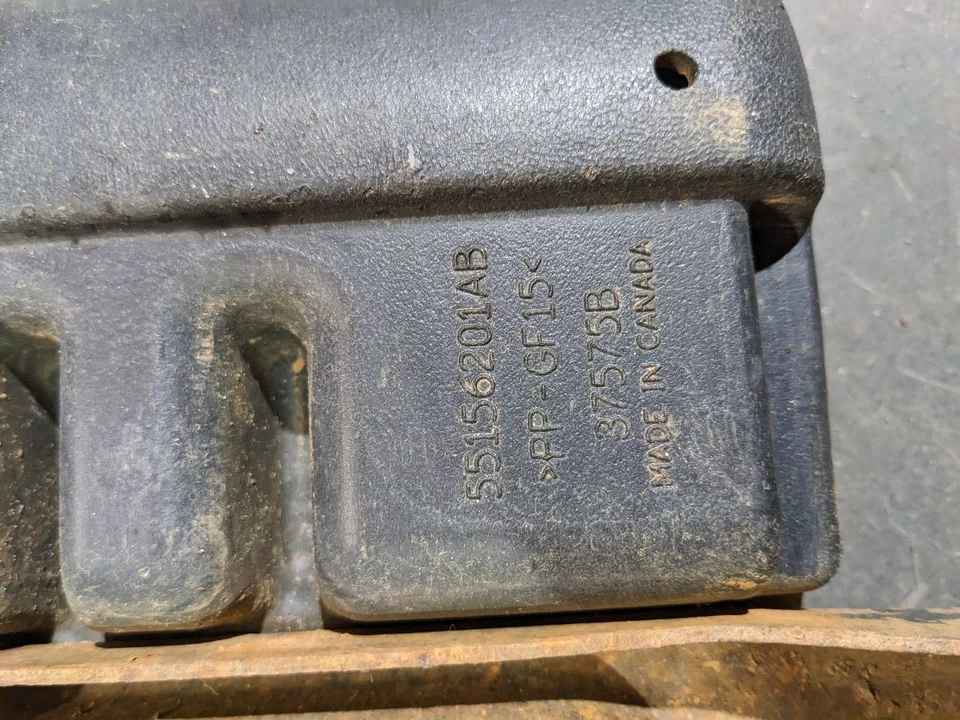 Factory Side Step Running Boards for 1997-2000 Jeep Wrangler Pair 1174060 - Image 4 of 4