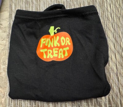 Victoria's Secret V String Halloween Black with Pumpkin PINK OR TREAT Medium NWT