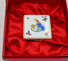 NEU 2004 ROYAL DOULTON EMAILLE BUNNYKINS WITH LOVE QUADRATISCHE SCHMUCKSCHATULLE A5314