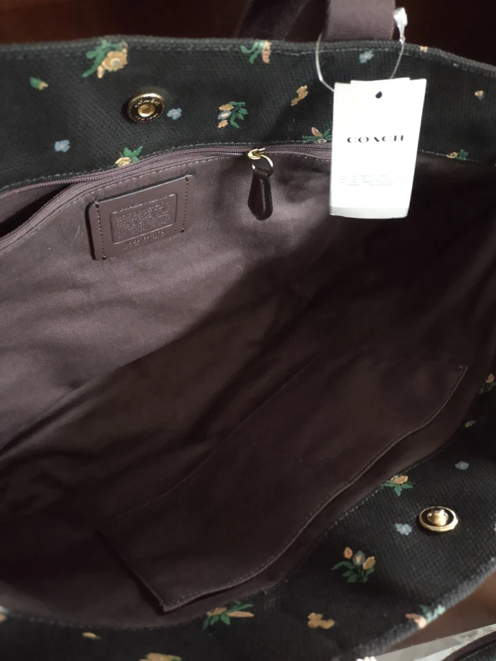 NWT Coach Peanuts Snoopy Woodstock Fab Tote Black Floral Apple 6172 NEW  RARE!! - Image 3 of 4