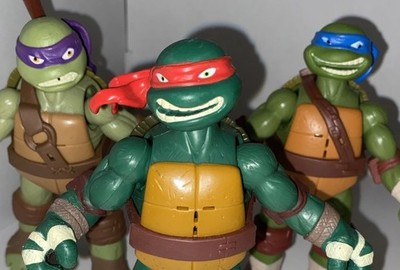 TEENAGE MUTANT NINJA TURTLES TMNT 2012 Lot  FIGURE 3 Leonardo Donatello Raphael