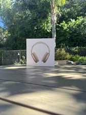 Apple AirPods Max Starlight Wireless Bluetooth Over-Ear Headphones Headband