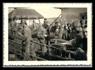 Photo, WW2, mountain infantryman from Sonthofen, military pay being paid,...