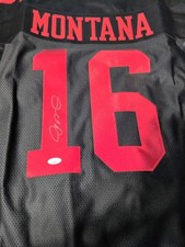 2016 Leaf Autographed Football Jersey 19