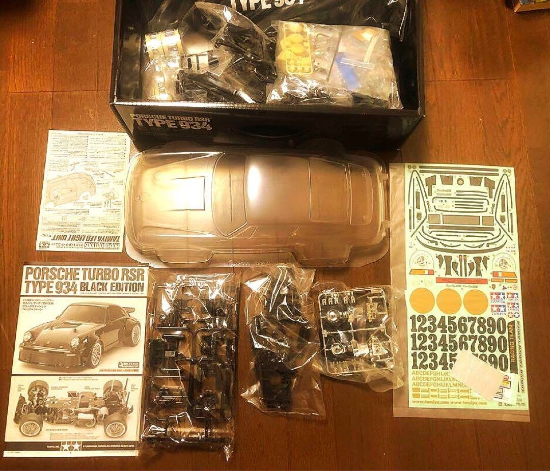 1/10 PORSCHE TURBO RSR TYPE 934 Black Edition Radio 1/10 PORSCHE TURBO RSR TYPE 934 Black Edition Radio