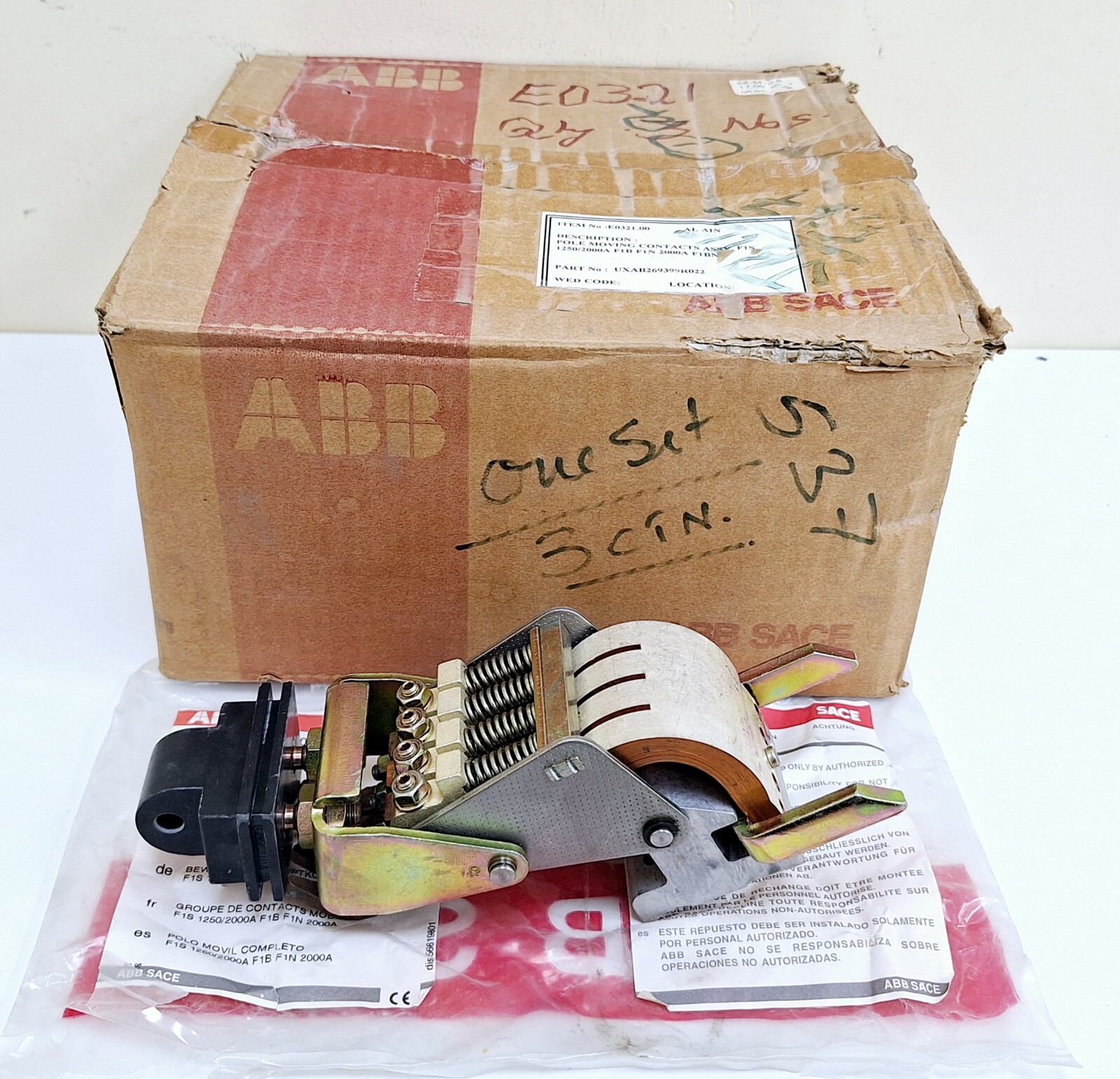 ABB UXAB269399R022 / F1BNS Pole Moving Contacts Assy 1250/2000A