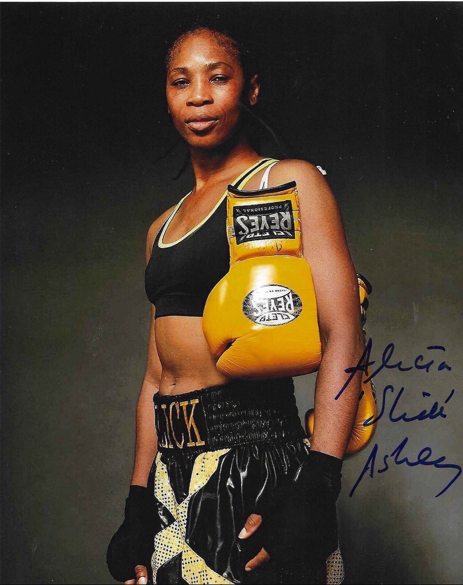 ALICIA SLICK ASHLEY SIGNED AUTOGRAPH 8x10 PHOTO PICTURE COA BOXING