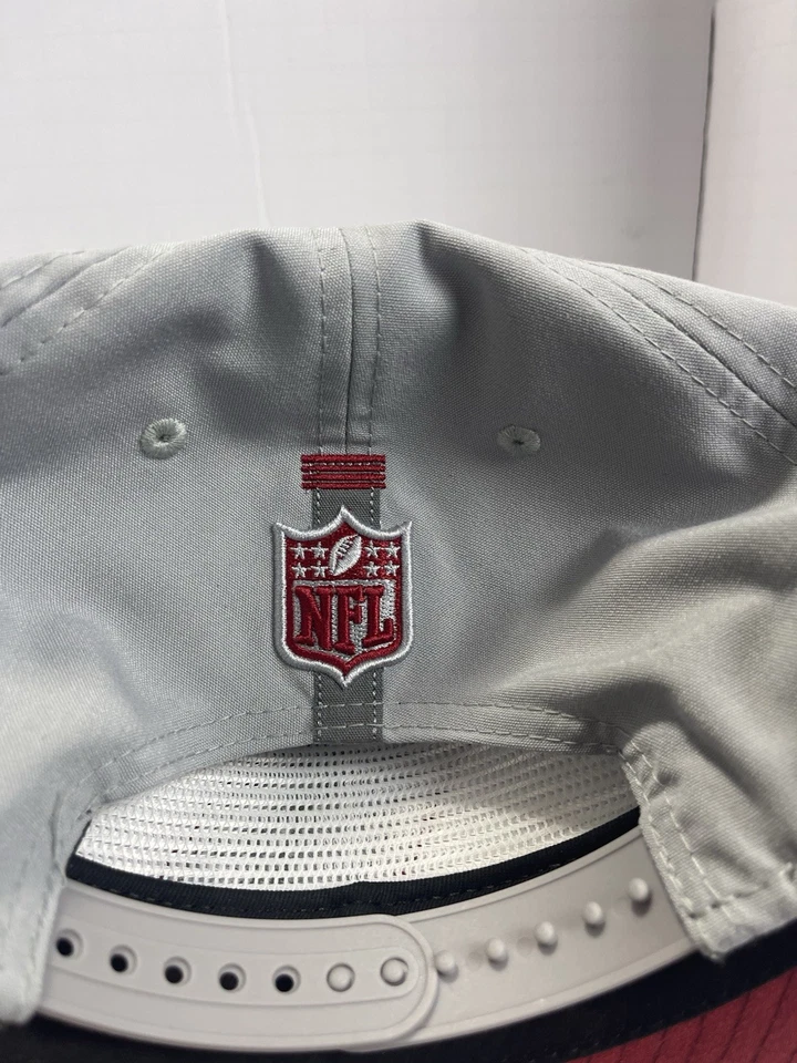NUEVO CON ETIQUETAS New Era Arizona Cardinals 2024 NFL Campamento de Entrenamiento Golfista Snapback Gorra Gorra Foto 3 de 4