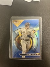 2023 Topps Finest - Juan Soto #94 Blue Refractor /150