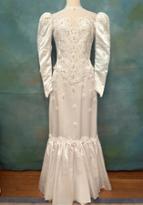 MERMAID STYLE WEDDING GOWN ESTIMATE SIZE S 4-6