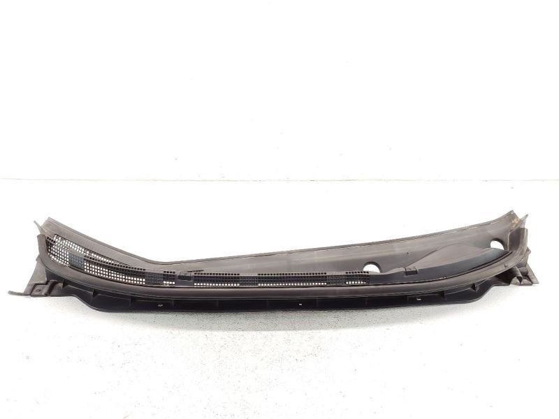 18-19 Nissan Kicks Windshield Cowl Vent Panel 66862-5RB0A | eBay