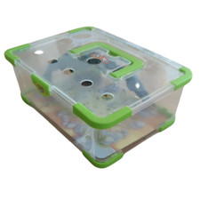 Working Wild Crawly Creatures Habitat Case 2014 Pre-Owned