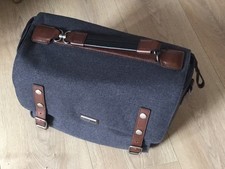 Think Tank Signature 10 Camera Bag Bought But Never Used