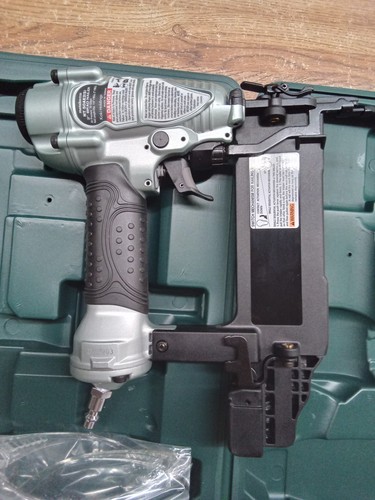 Metabo HPT Pneumatic Brad Nailer 2" 50mm NT50AE2 New/Open & Ships FREE - Picture 10 of 14