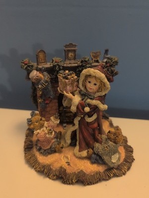 Yesterdays' Child The Dollstone Collection Sandra Claus Boyds Collection #3528 