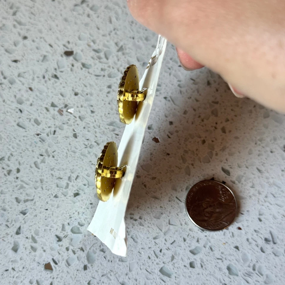 2 1980s Vintage Streamline Antique Gold Domed Lattice Shank Buttons On Card 7/8" - Image 4 of 4