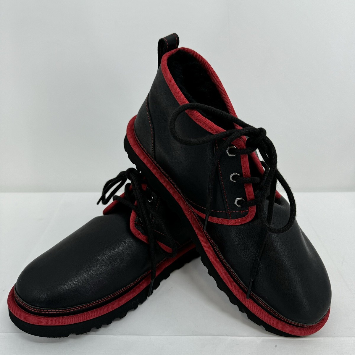 NWOB UGG Neumel Leather Men display picture 1