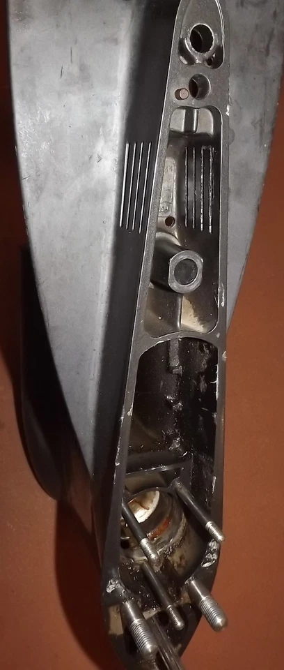 Mercury Force Mariner Gear Case Housing PN 9539A1 Fits 1990-98 - Image 4 of 4