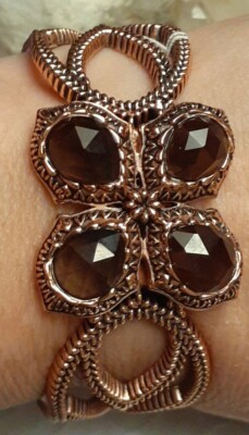 Facettiert Rauchquarz Edelstein Kupfer Klee Form Armreif Armband Größe Durchschnitt 