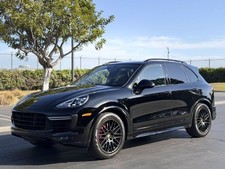 2017 Porsche Cayenne GTS