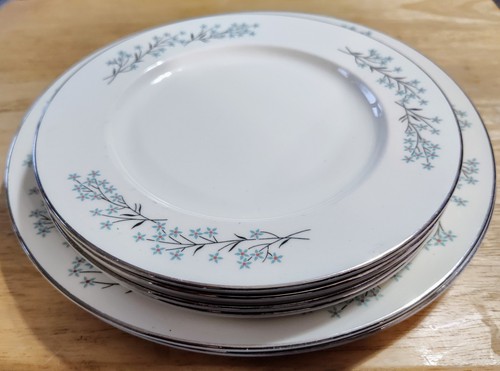 Harmony House Sears #4553 CRESTWOOD Round Dinner and Salad Plates LOT of 6 in VG - Picture 1 of 11