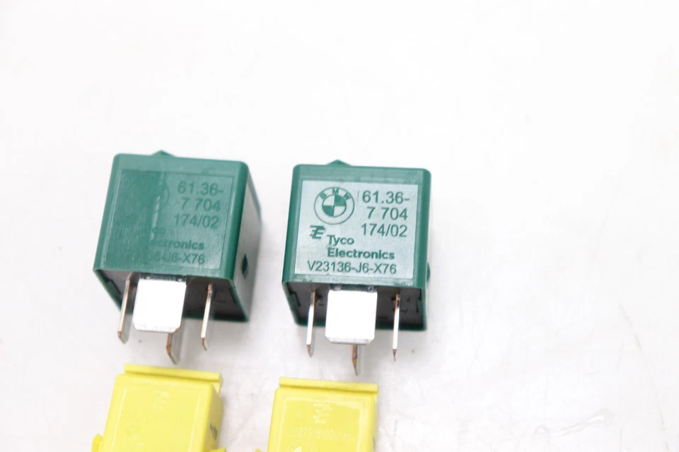 2018 BMW S1000R OEM FUSE RELAY ASSEMBLY FUSE BOX SET KIT GREEN YELLOW 4 PIN - Image 3 of 4