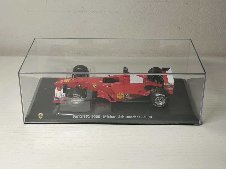 1:24 Ferrari F1-2000 - Michael Schumacher 2000 - Immagine 3 di 4