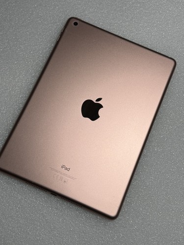 Apple iPad 6th Gen. 32GB, Wi-Fi, 9.7in - Rose Gold - GOOD CONDITION - ref: 349 - Afbeelding 2 van 12