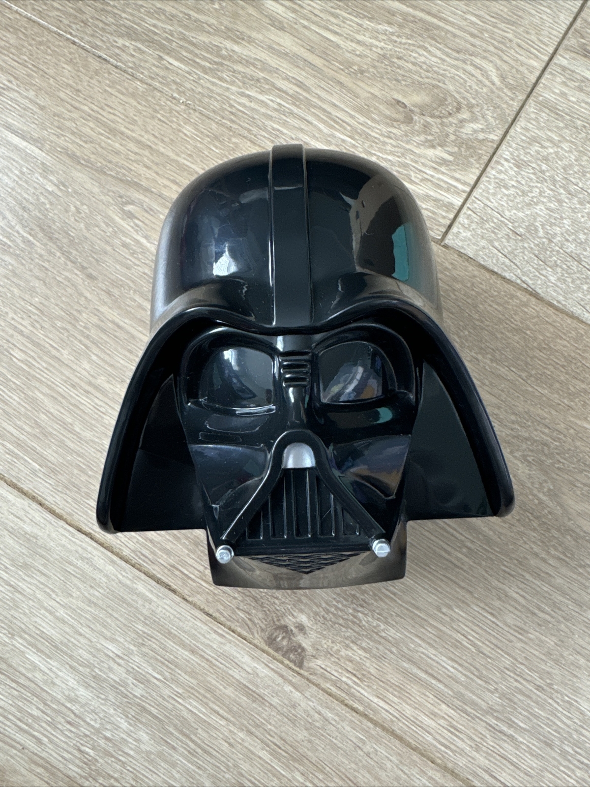 Tokyo Disneyland Star Wars Death Vader Kopf Mochi Snack Aufbewahrungsbox Disney TDR