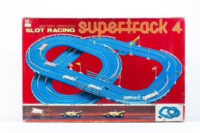 FORMULA 1 Supertrack 4 SLOT CAR RACING 