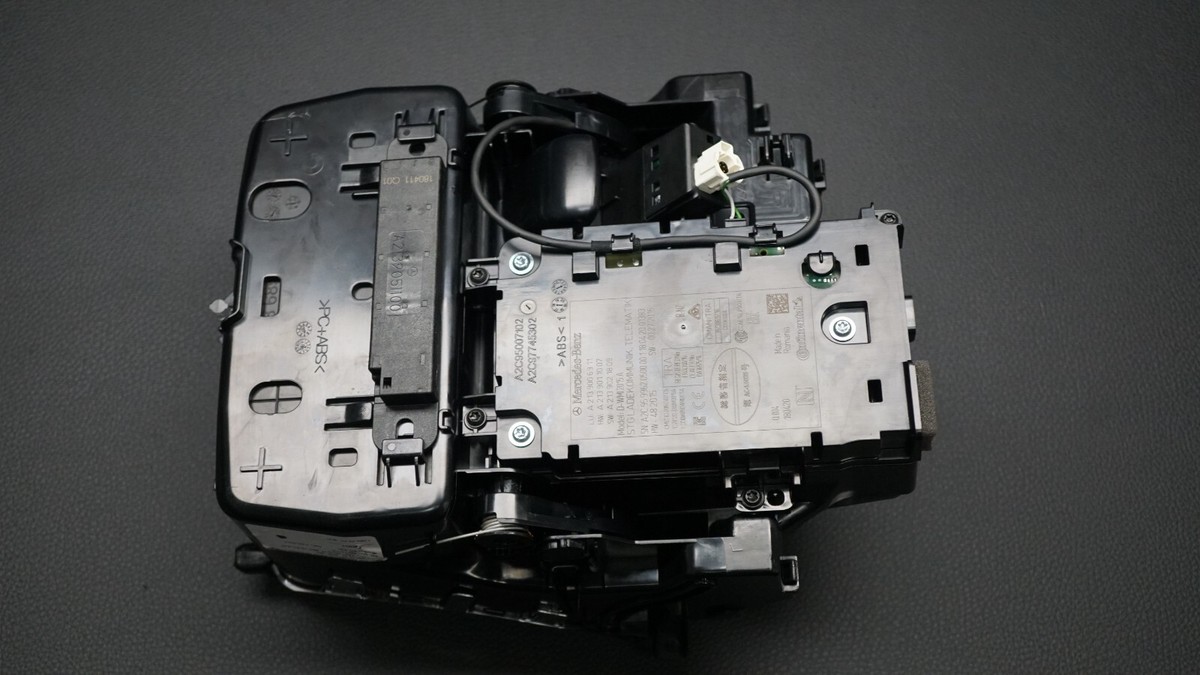 GENUINE MERCEDES BENZ E W213 W238 C238 CLS C257 NFC WIRELESS  