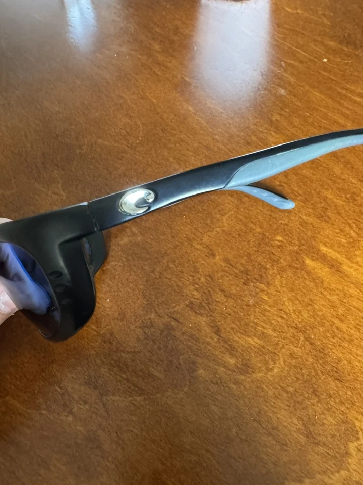 Lentes de vidrio polarizado Costa Fathom 580 Foto 2 de 4