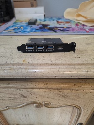 StarTech.com USB 3.0 PCIe Card with 3 Ports One Lightning Port