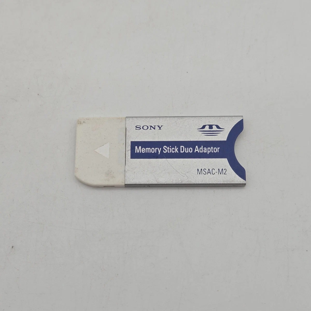 Adaptador Memory Stick Pro Duo con tarjeta de 8 GB/cámara Sony