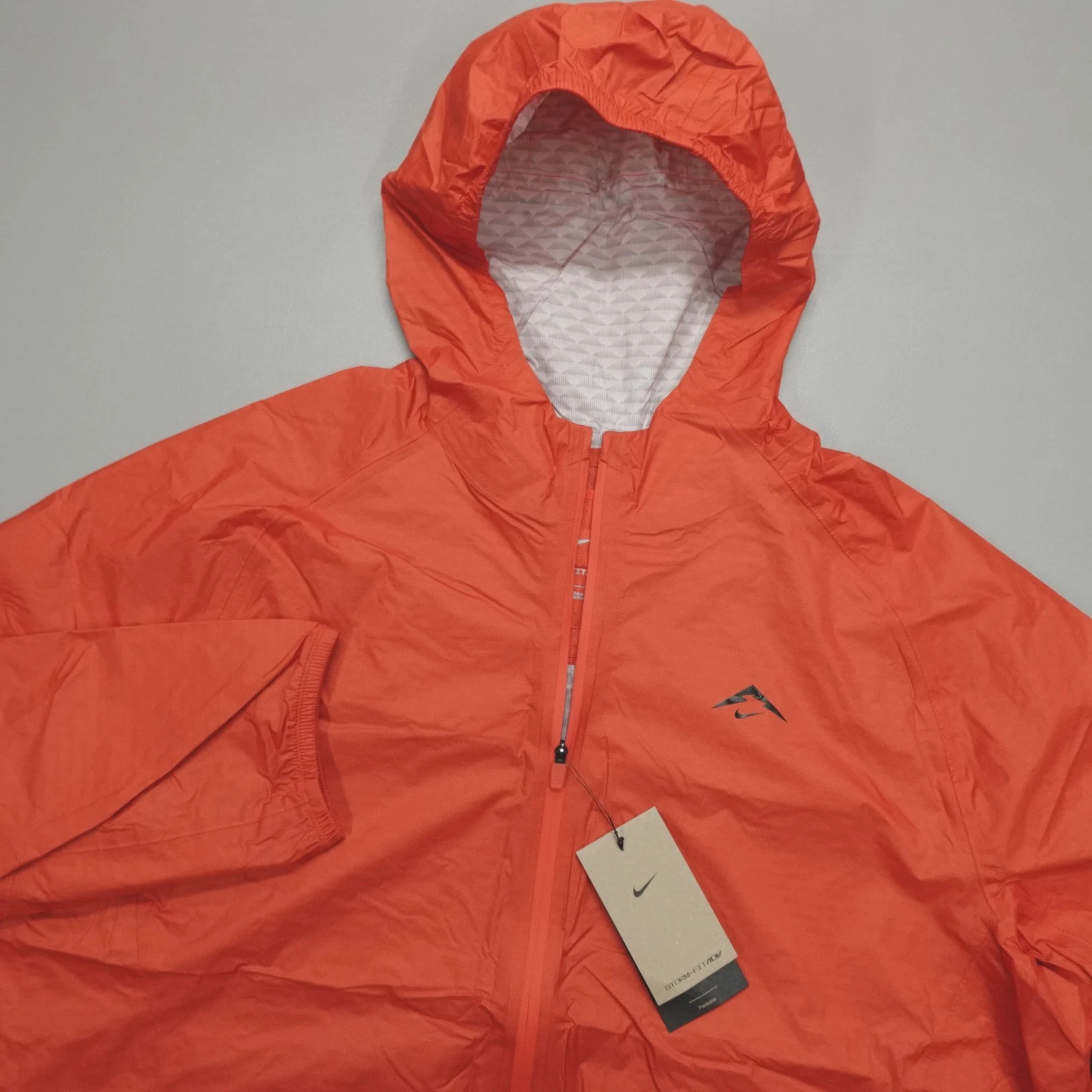 Nike Trail Wind Hoodie Jacket Storm-Fit Men's Size XL Waterproof HV2146 633