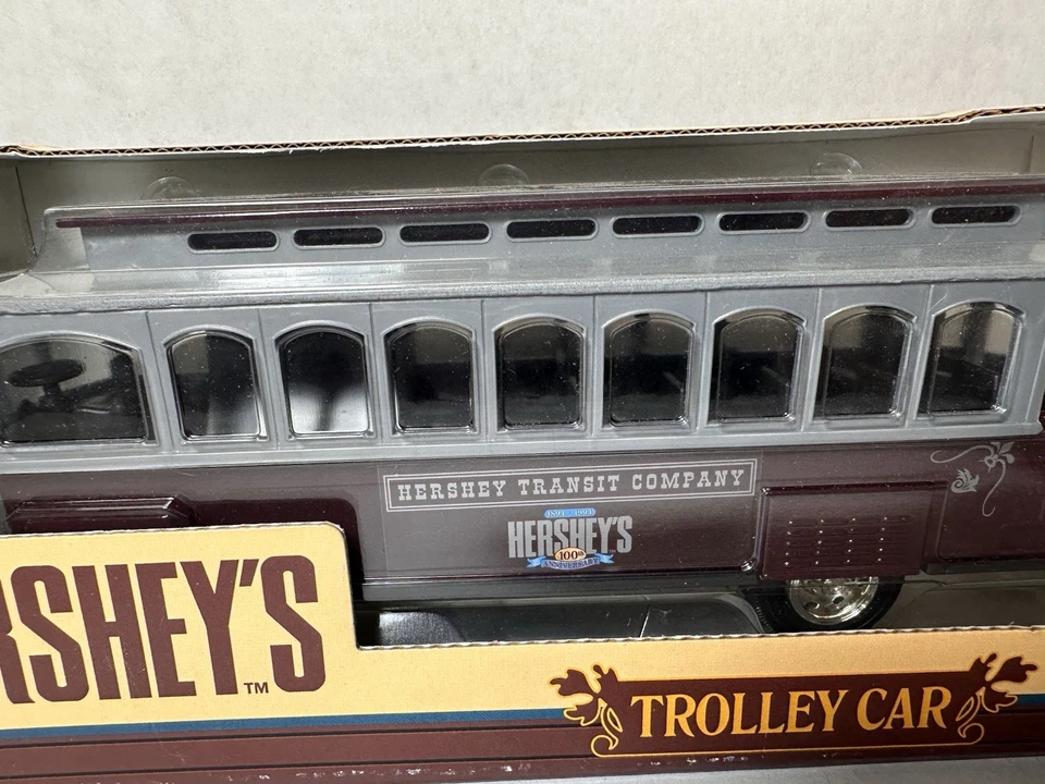 Ertl Hershey’s Trolley Car Coin Bank 1:43 Diecast NEW - Image 3 of 4